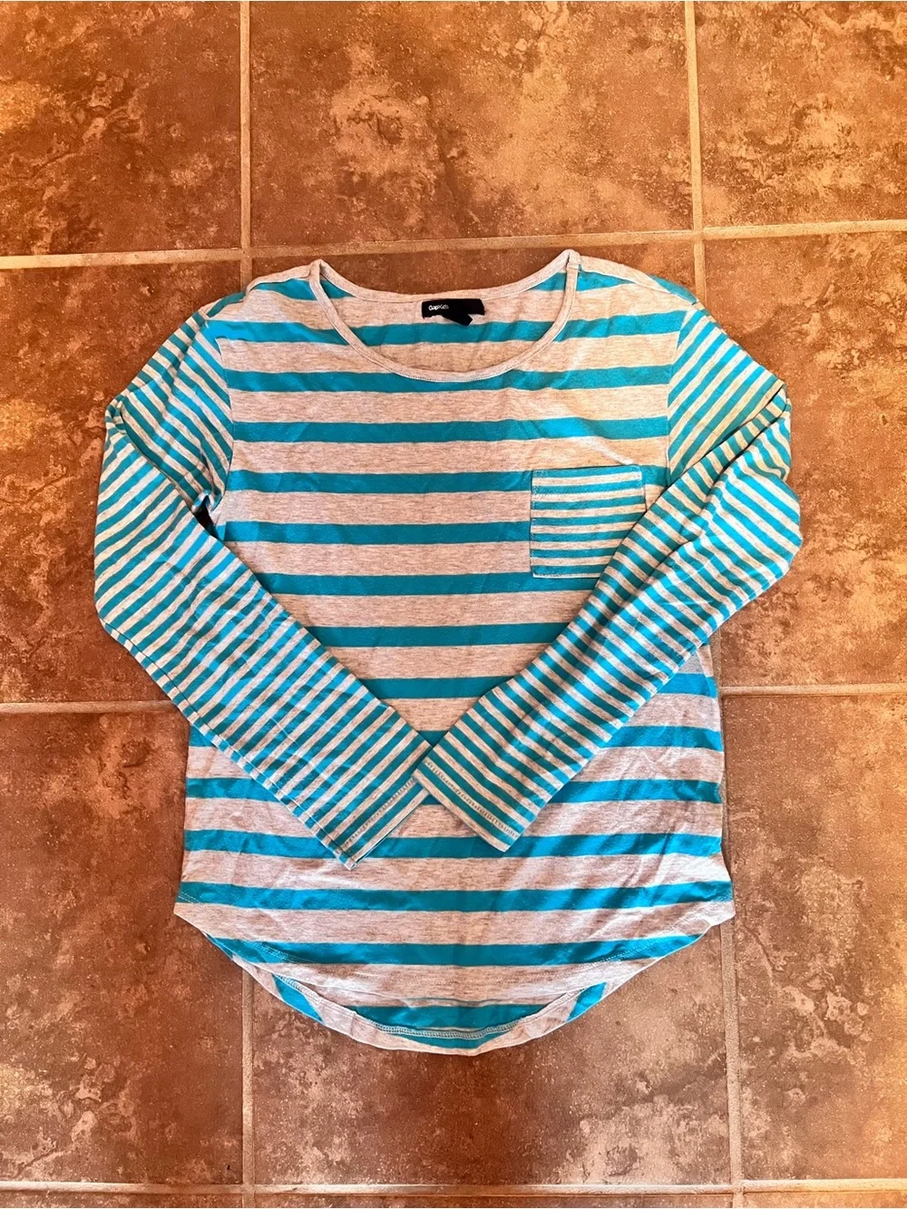 GAPKids Gray & Blue Striped Long-Sleeve Pocket Tee